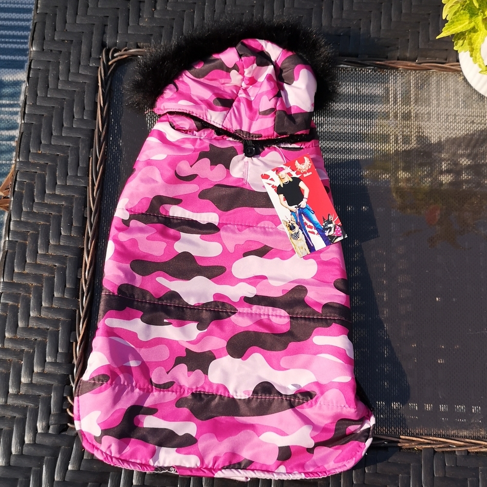 NWT Pets Rock by Bret Michaels Dog Pink Camo Puffer Coat Medium